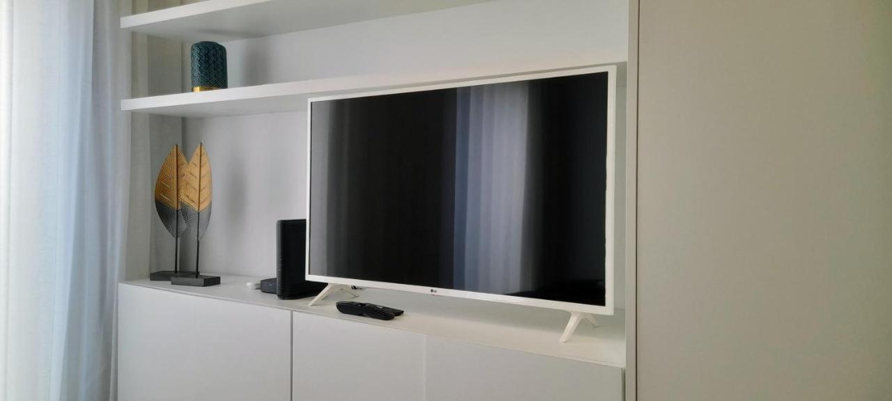 Light Brown Central Apartment أفيرو المظهر الخارجي الصورة